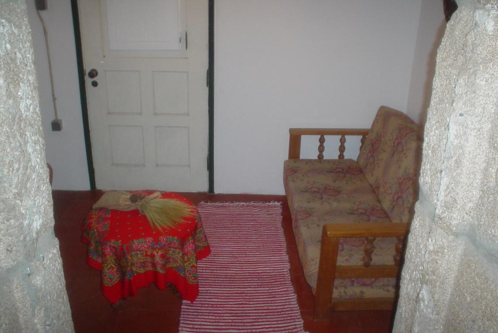 パレーデス・デ・コウラ Casa Boavistaヴィラ 部屋 写真