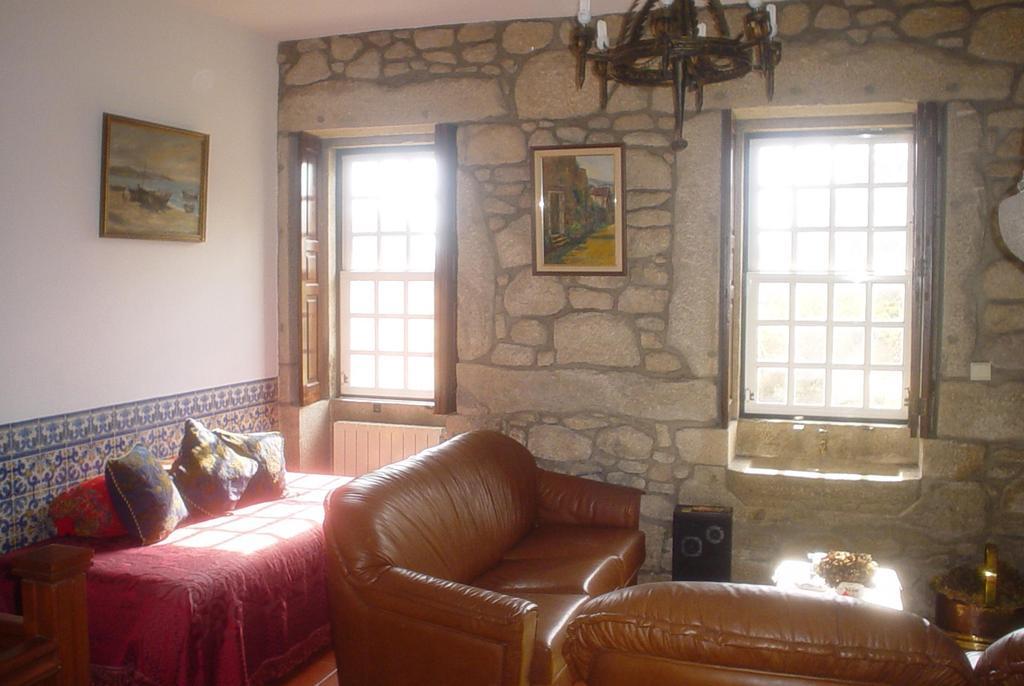 パレーデス・デ・コウラ Casa Boavistaヴィラ 部屋 写真